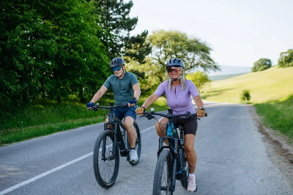E-Bike fahren in der Natur